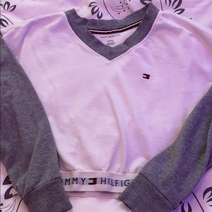 tommy hilfiger sweater